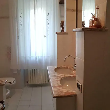 Le Fontanelle Bed & Breakfast *